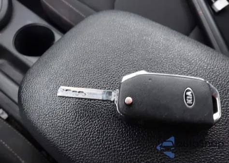 2020 Kia Forte из США, поврежденный, VIN SKPF24AD2LE253538